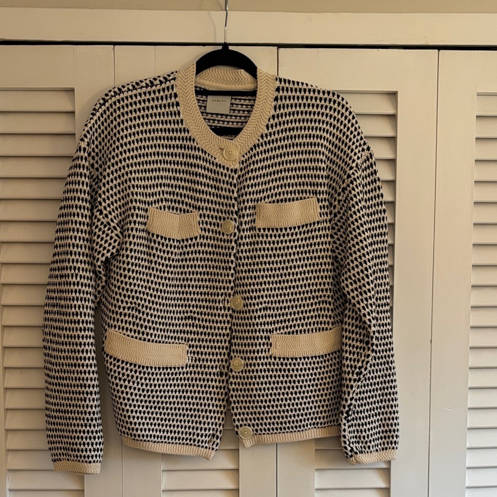 Women’s barley cardigan sweater sz small